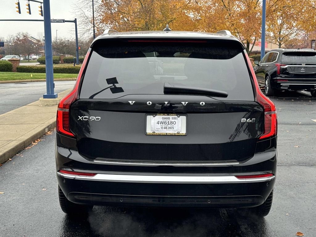 Used 2026 Volvo XC90 B6 Plus image 5