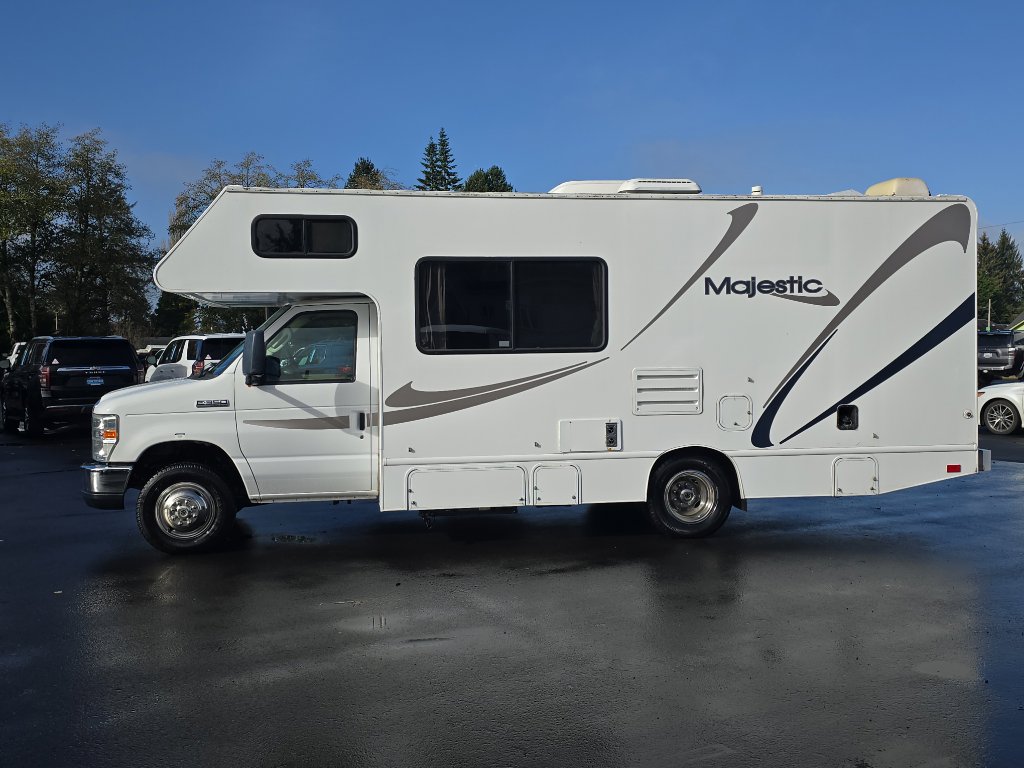 Used 2011 Ford E-350 and Econoline 350 Super Duty w/ Payload Pkg image 7