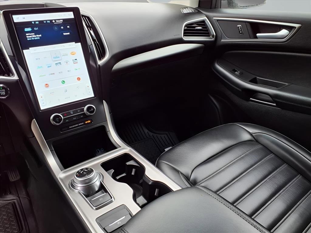 Used 2024 Ford Edge SEL image 6