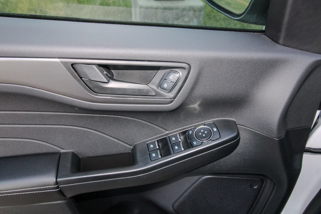 New 2026 Ford Escape Active w/ Tech Pack #1 FWD image 12