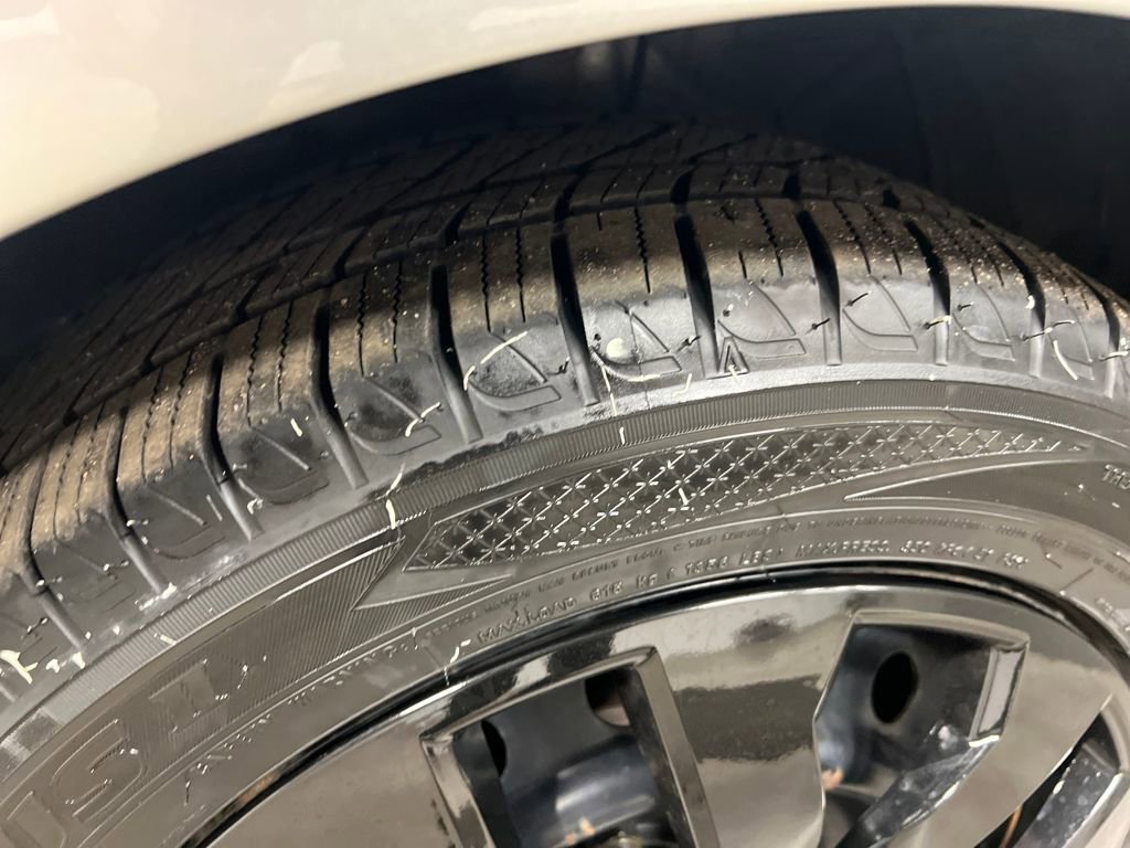 Used 2019 Toyota Corolla LE image 10