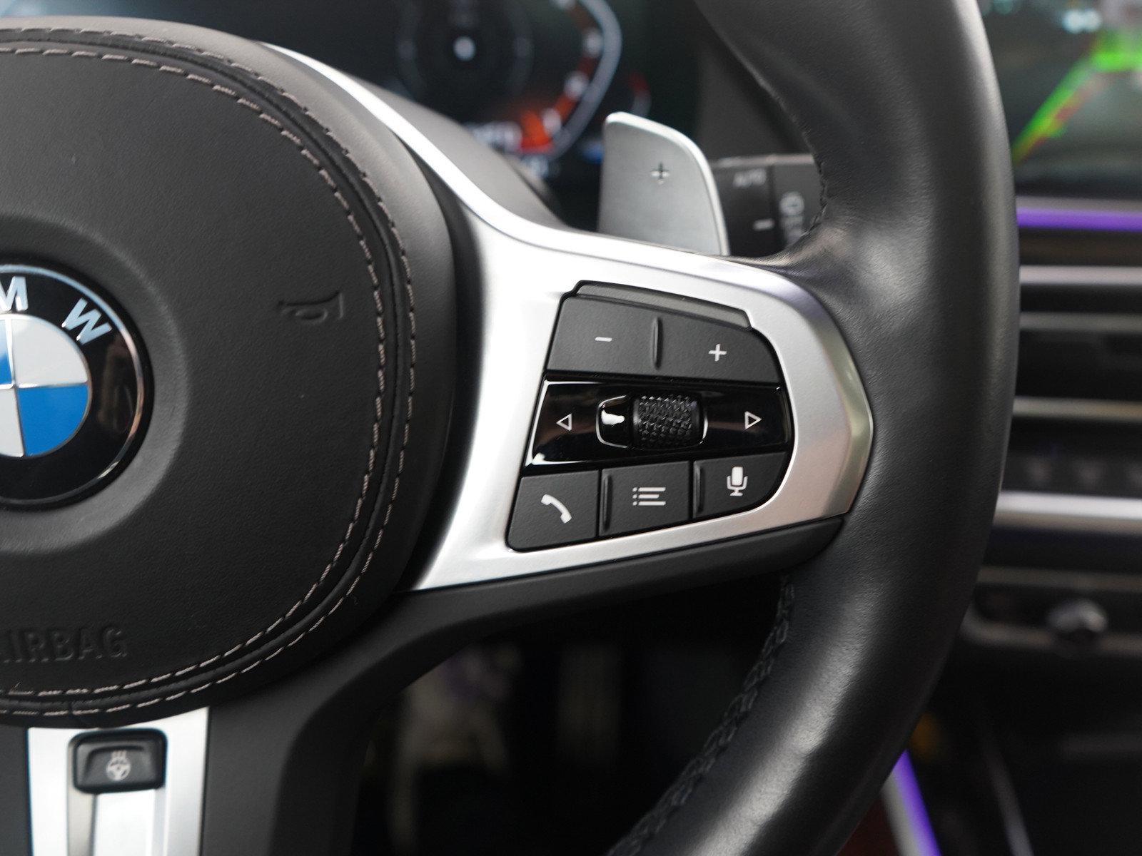 Used 2023 BMW X5 M50i w/ Executive Package image 28