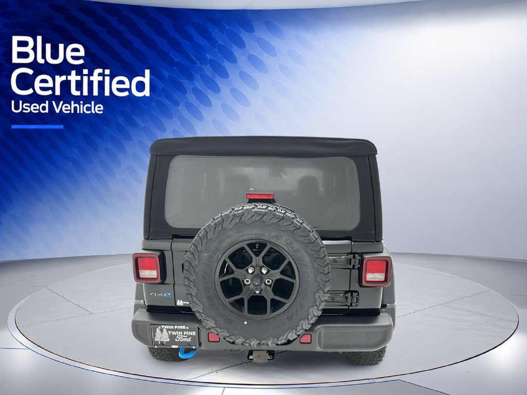 Used 2024 Jeep Wrangler Unlimited AWD/4WD image 7