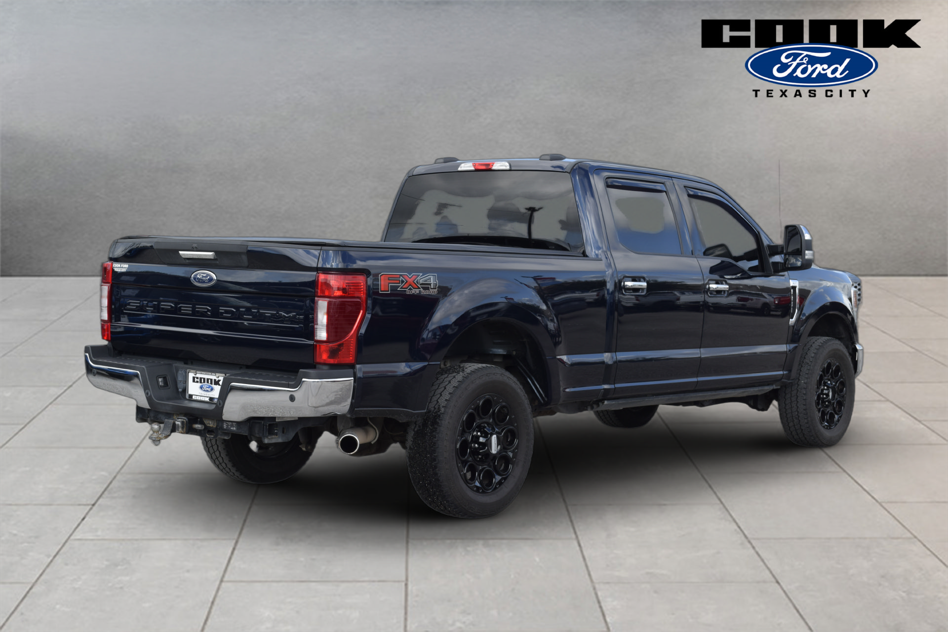 Used 2022 Ford F250 XLT w/ XLT Premium Package AWD/4WD image 3