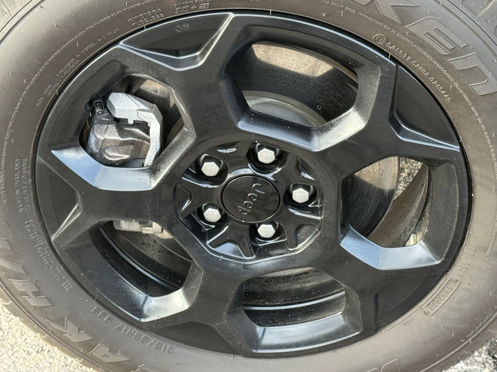 Used 2024 Jeep Compass Trailhawk image 41