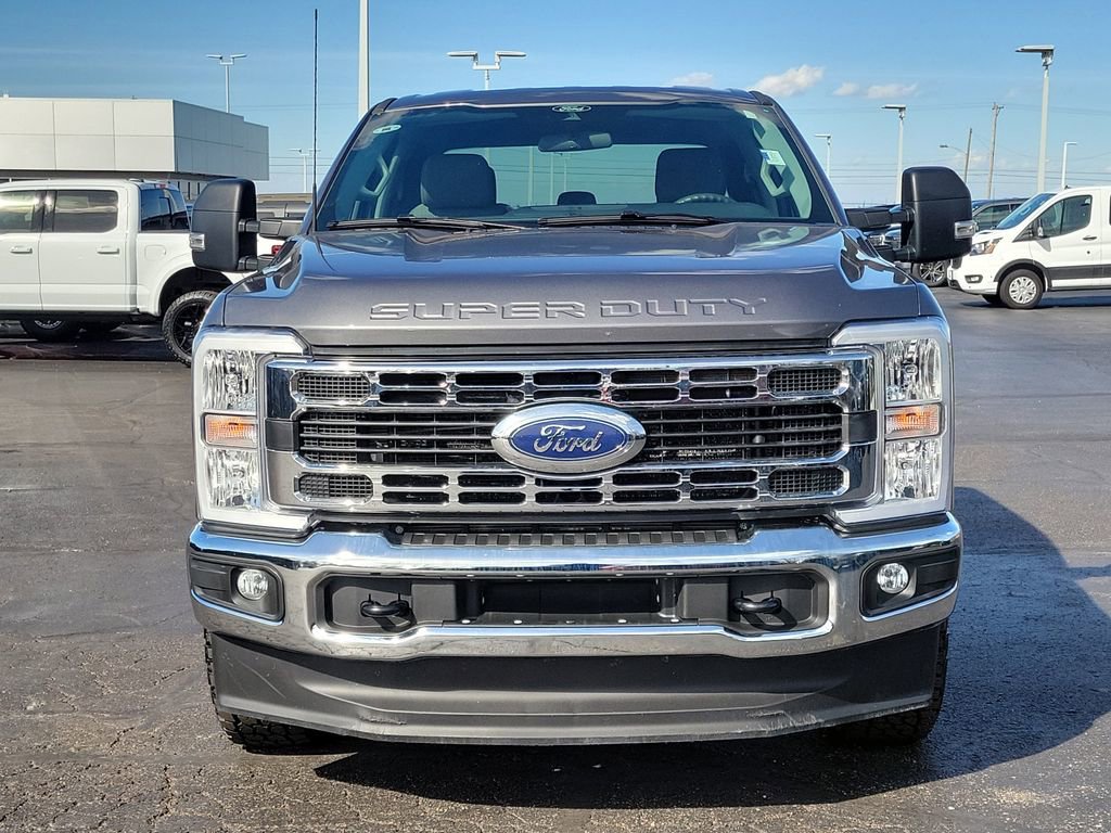 Certified 2025 Ford F250 XLT image 2