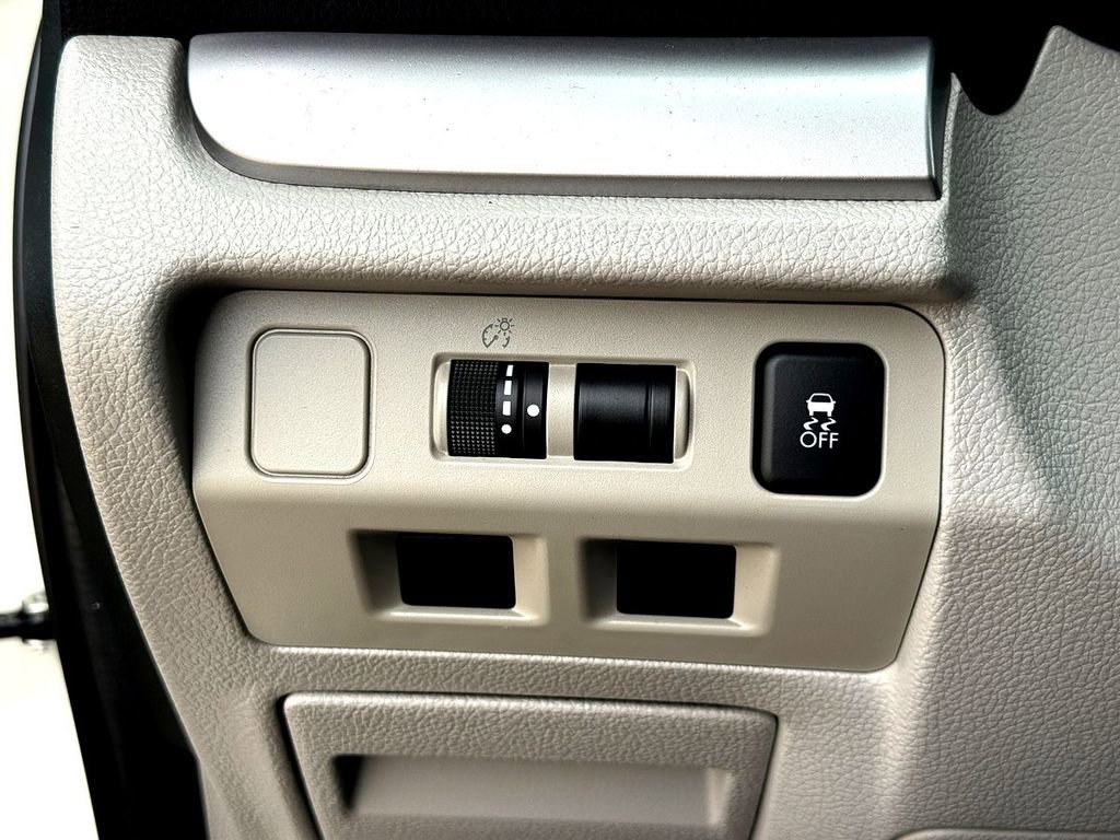 Used 2018 Subaru Forester 2.5i w/ Alloy Wheel Package image 17