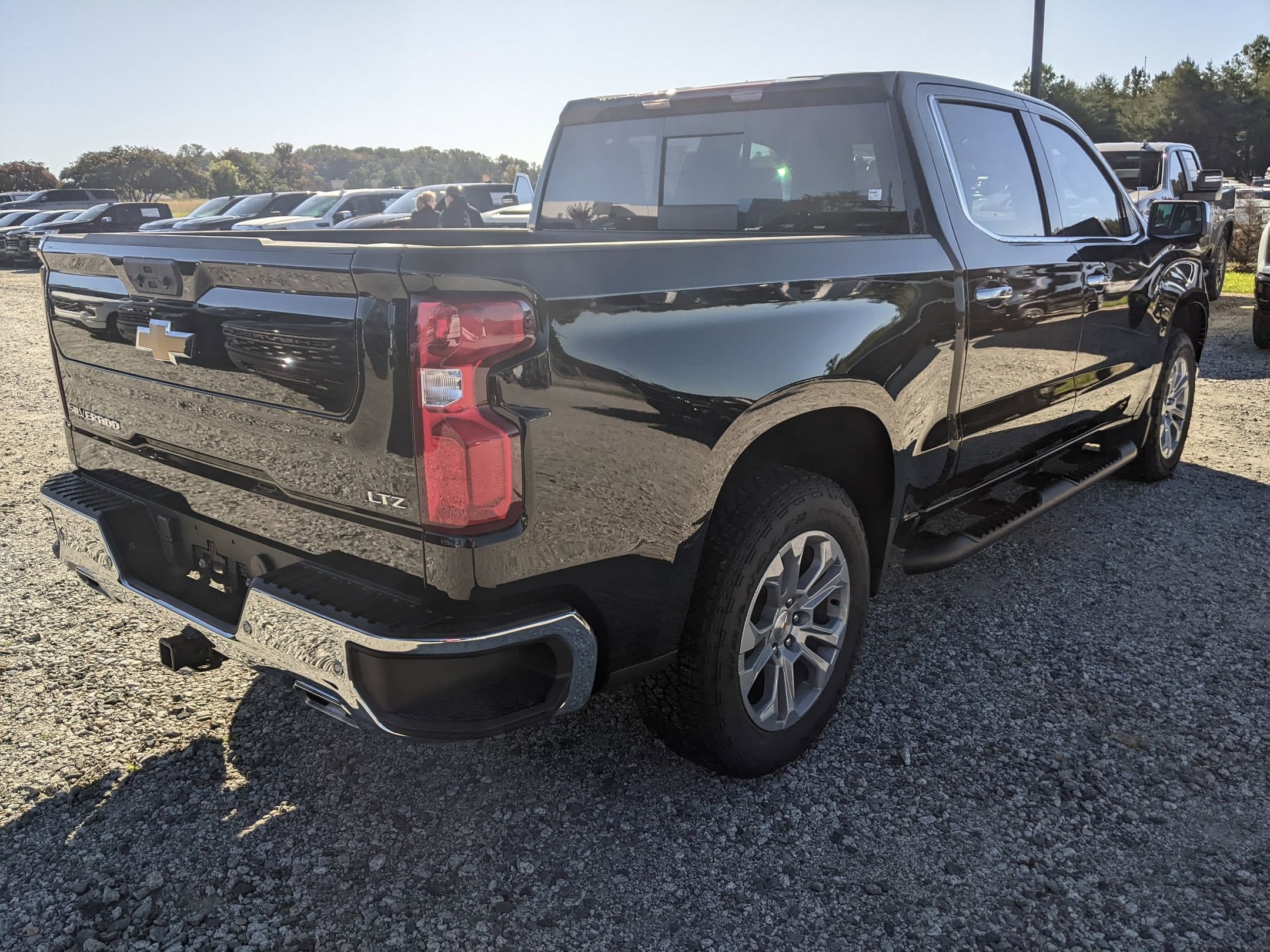New 2026 Chevrolet Silverado 1500 LTZ w/ LTZ Premium Package image 8
