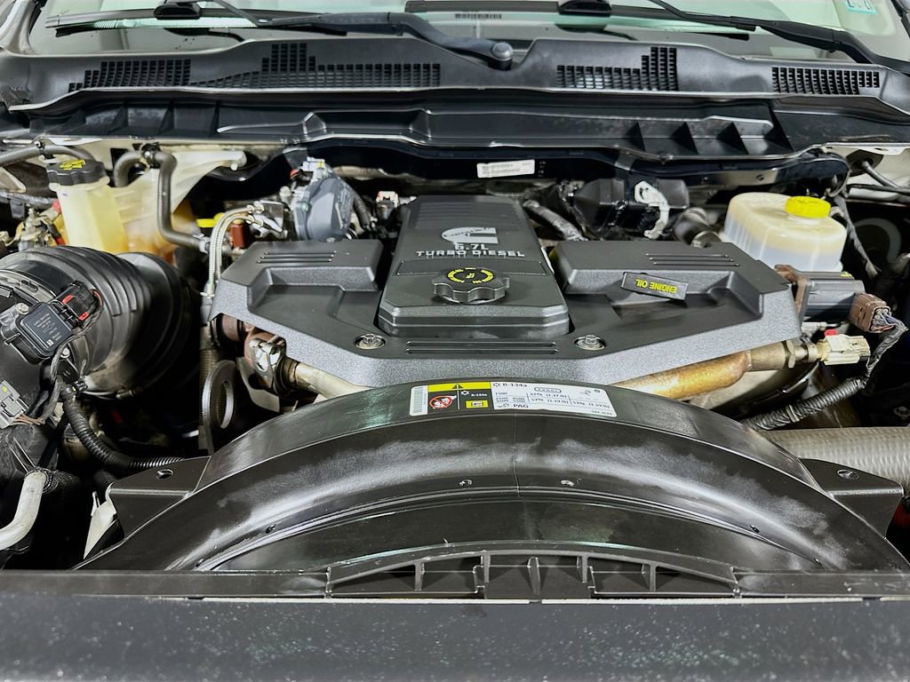 Used 2016 RAM 3500 Tradesman w/ Chrome Appearance Group AWD/4WD image 15