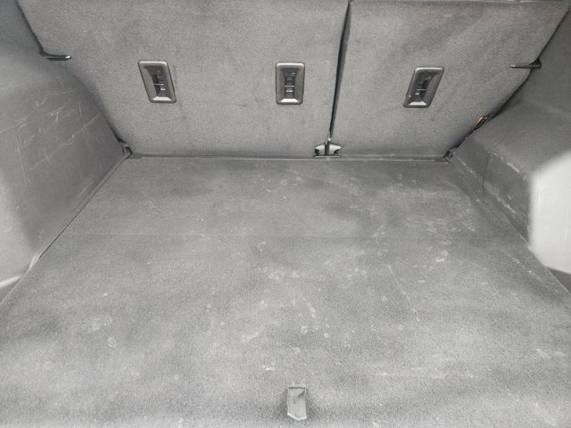 Used 2024 Chevrolet Equinox LT FWD image 34