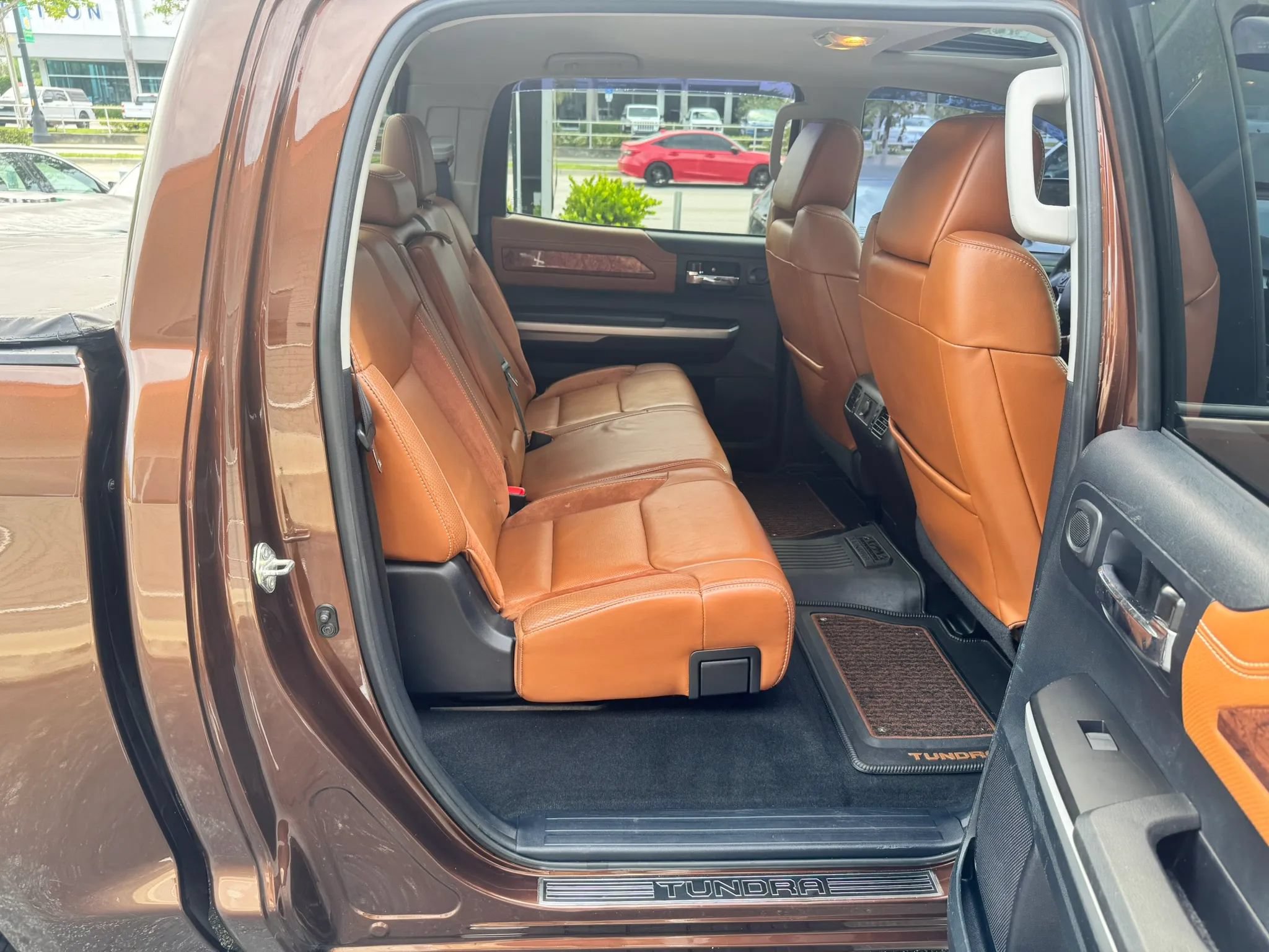 Used 2014 Toyota Tundra 1794 Edition AWD/4WD image 33