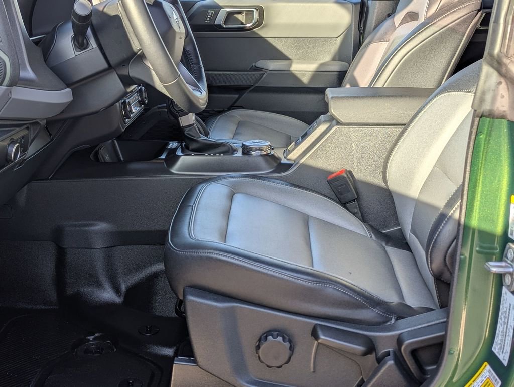 Used 2024 Ford Bronco Everglades image 11