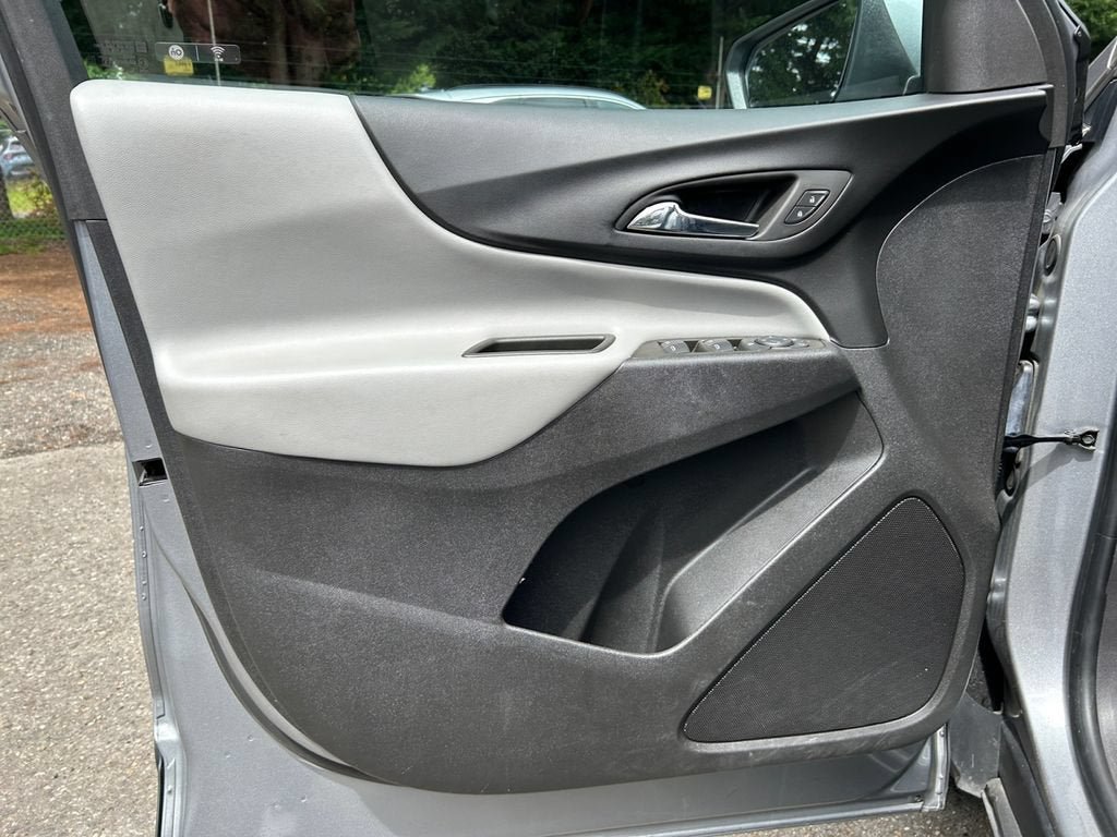 Used 2023 Chevrolet Equinox LT AWD/4WD image 20