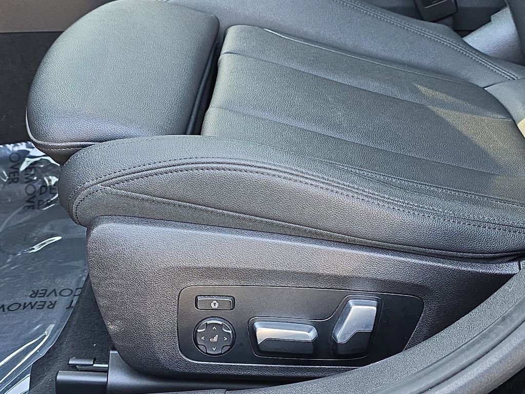 Used 2021 BMW M340i w/ Driving Assistance Package image 32