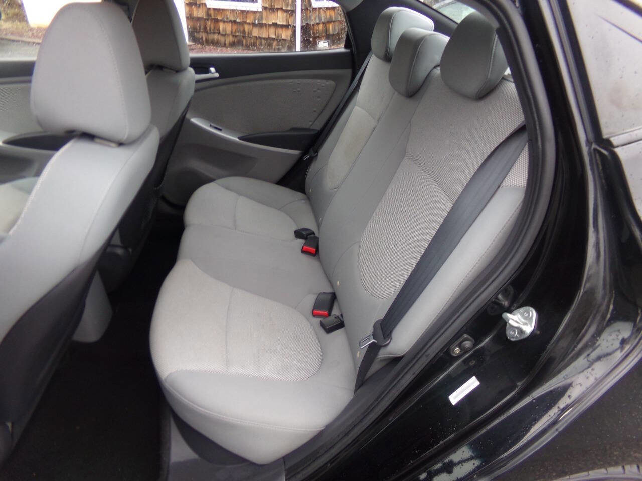 Used 2012 Hyundai Accent GLS image 22