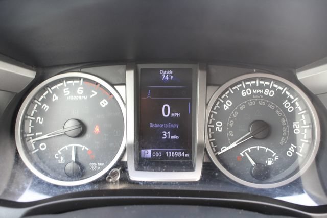 Used 2016 Toyota Tacoma SR5 w/ SR5 Appearance Package (SN) RWD image 64
