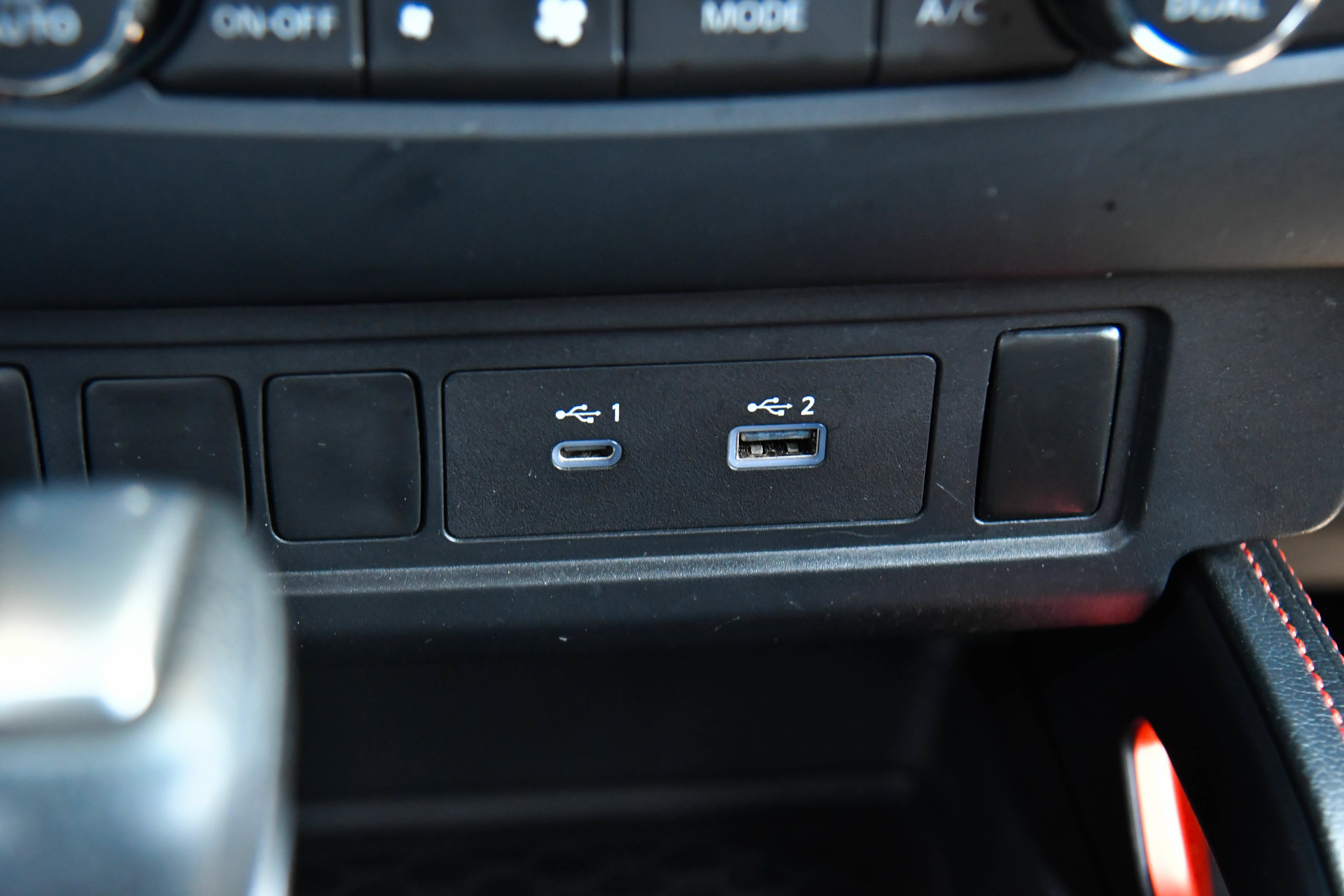 Used 2022 Nissan Frontier Pro-X RWD image 24