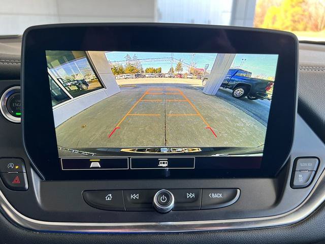Used 2025 Chevrolet Blazer LT AWD/4WD image 21