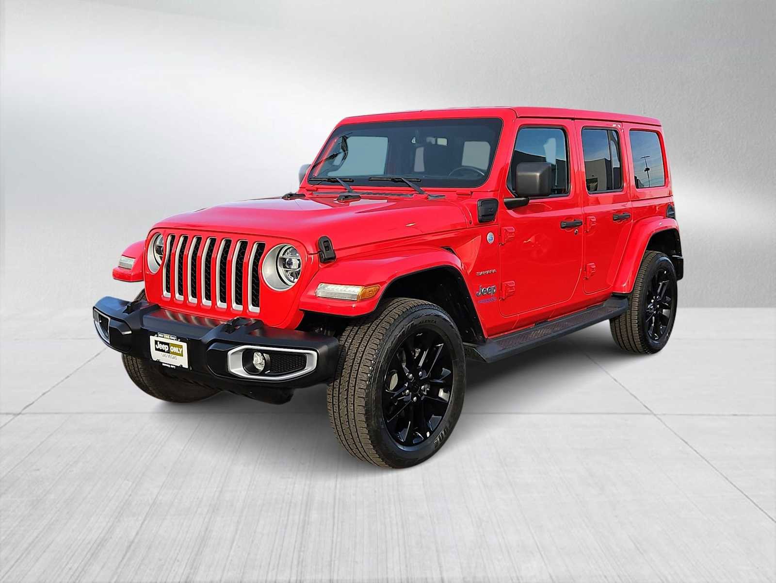 Used 2021 Jeep Wrangler Unlimited Sahara w/ Cold Weather Group image 4