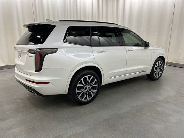 Used 2023 Cadillac XT6 Sport AWD/4WD image 4