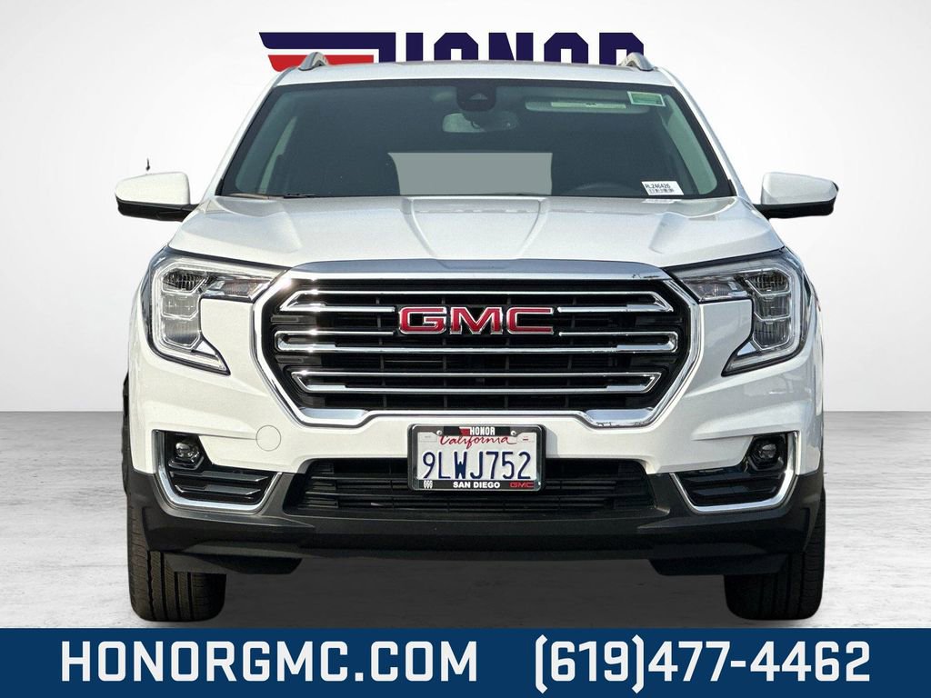 Used 2024 GMC Terrain SLT image 9