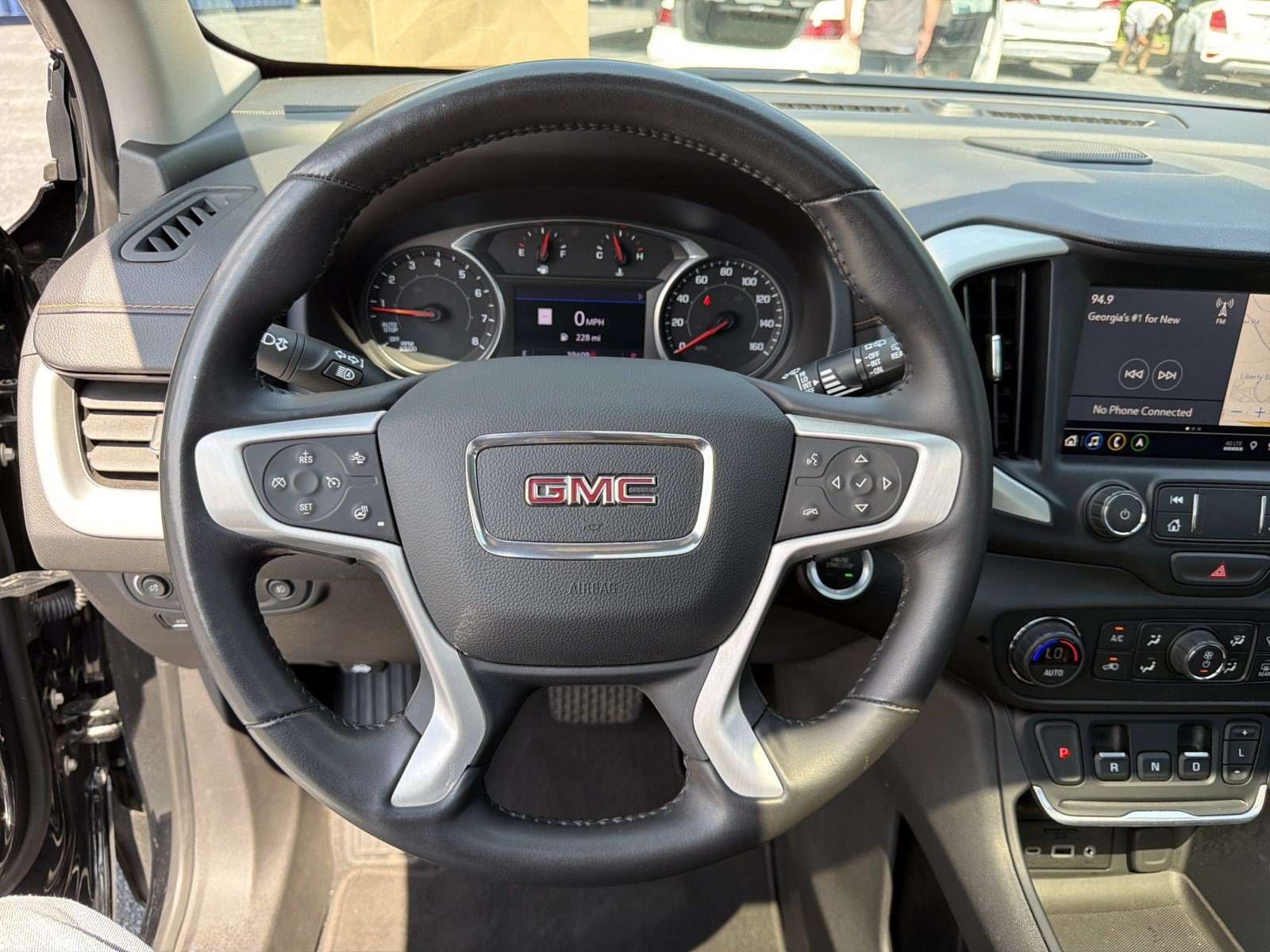 Used 2021 GMC Terrain SLT w/ Infotainment Package II FWD image 24