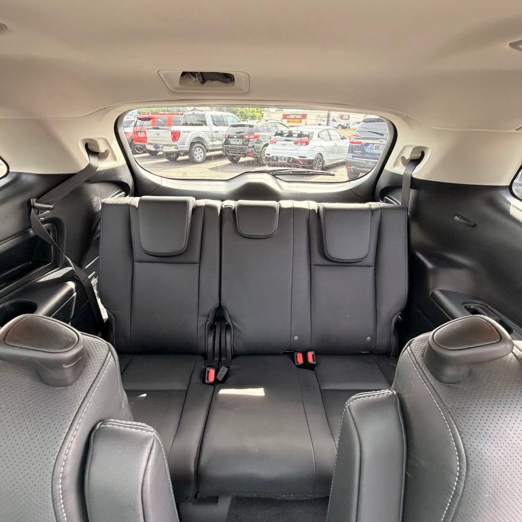 Used 2023 Subaru Ascent Limited w/ Technology Package AWD/4WD image 29