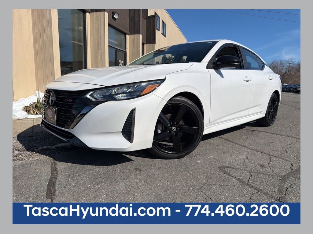 Used 2024 Nissan Sentra SR image 1