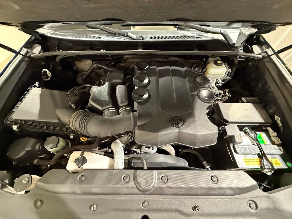 Certified 2019 Toyota 4Runner Limited AWD/4WD image 10