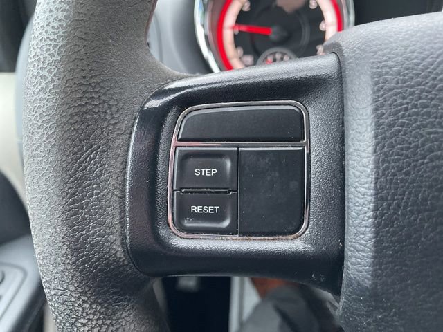 Used 2017 Dodge Grand Caravan SE w/ Power Window Group FWD image 13