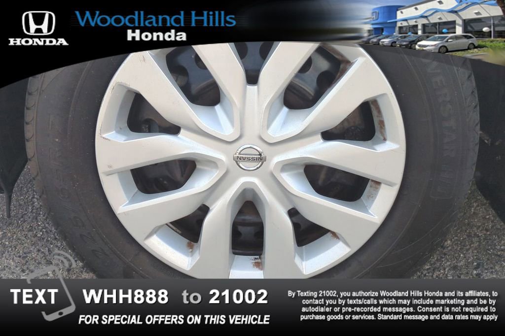 Used 2016 Nissan Rogue S FWD image 25