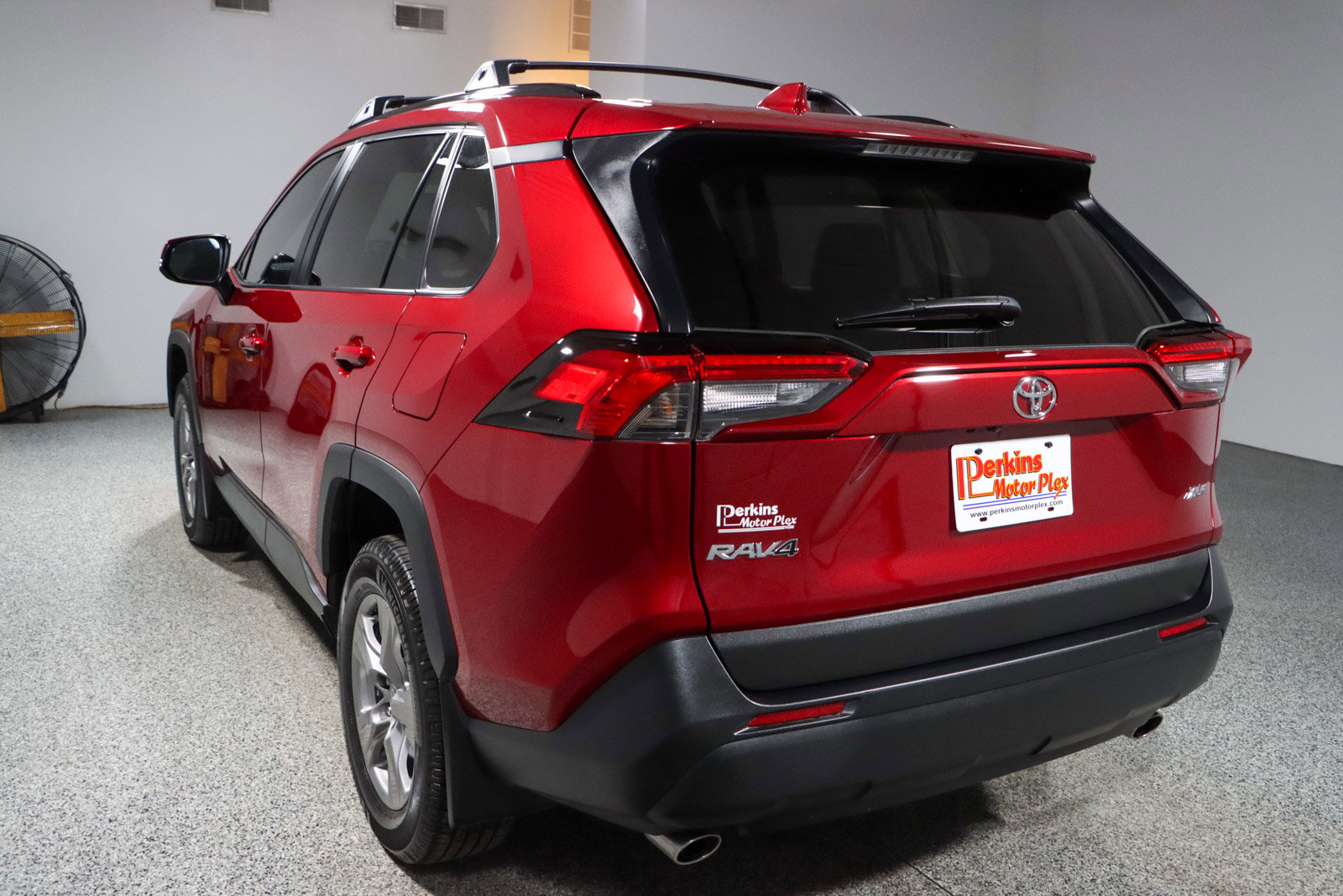 Used 2023 Toyota RAV4 XLE image 9