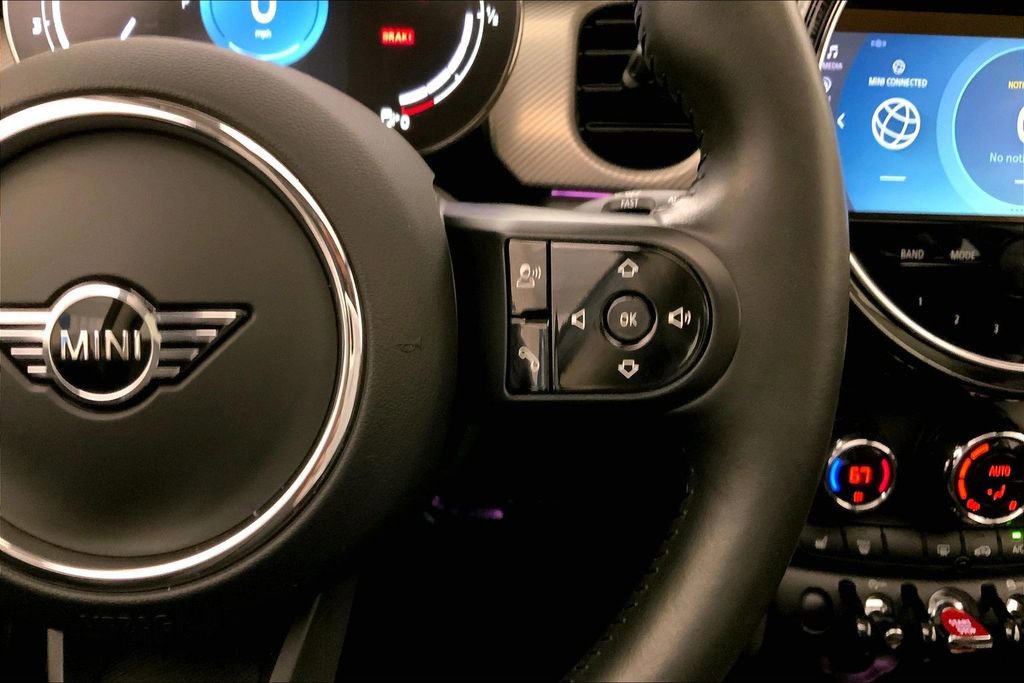 Certified 2024 MINI Cooper 2-Door Hardtop image 19