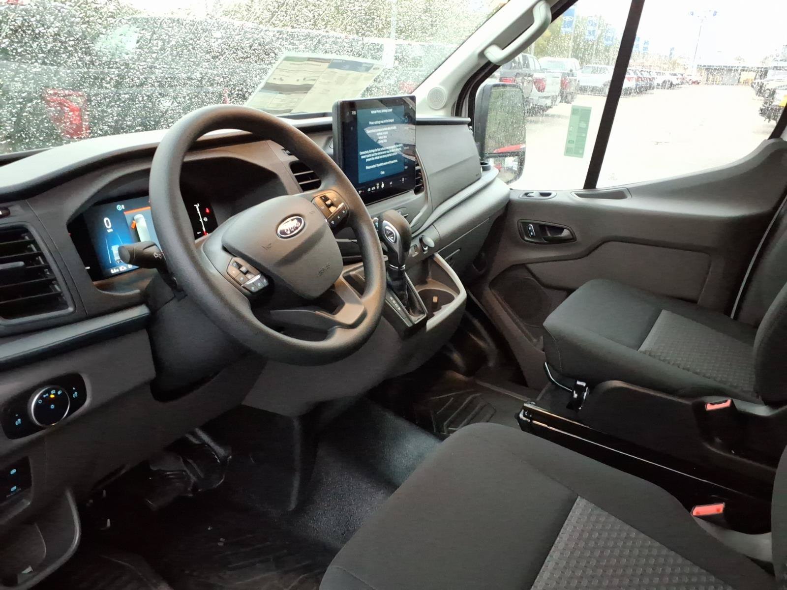New 2027 Ford Transit 250 148 Medium Roof RWD image 5