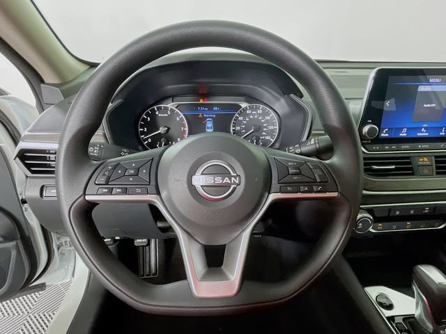New 2026 Nissan Altima 2.5 SV FWD image 8