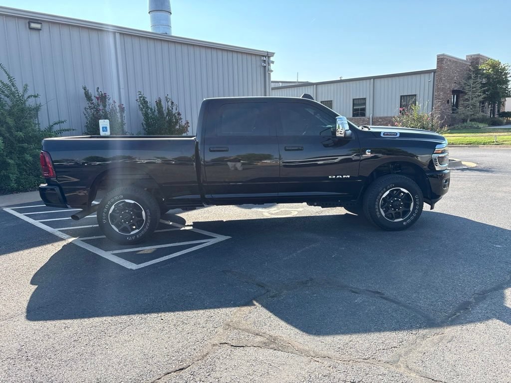 Used 2026 RAM 2500 Laramie AWD/4WD image 5