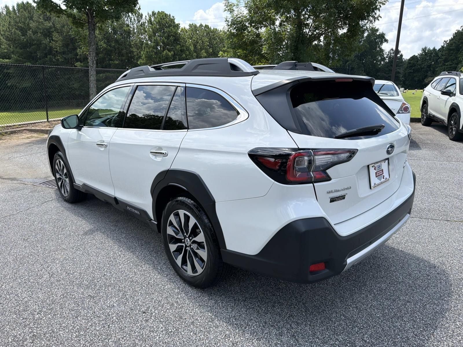 Certified 2025 Subaru Outback Touring XT w/ Tech Package 3 AWD/4WD image 8