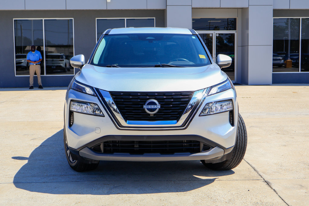 Used 2022 Nissan Rogue SV AWD/4WD image 22