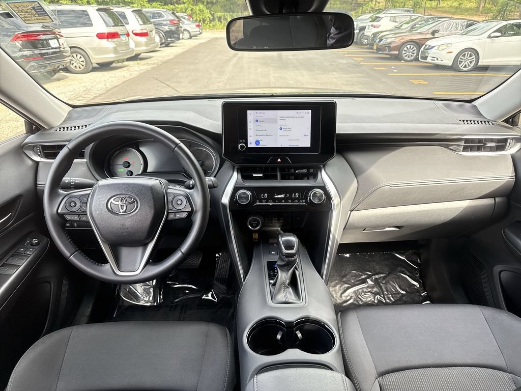 Used 2023 Toyota Venza LE AWD/4WD image 22