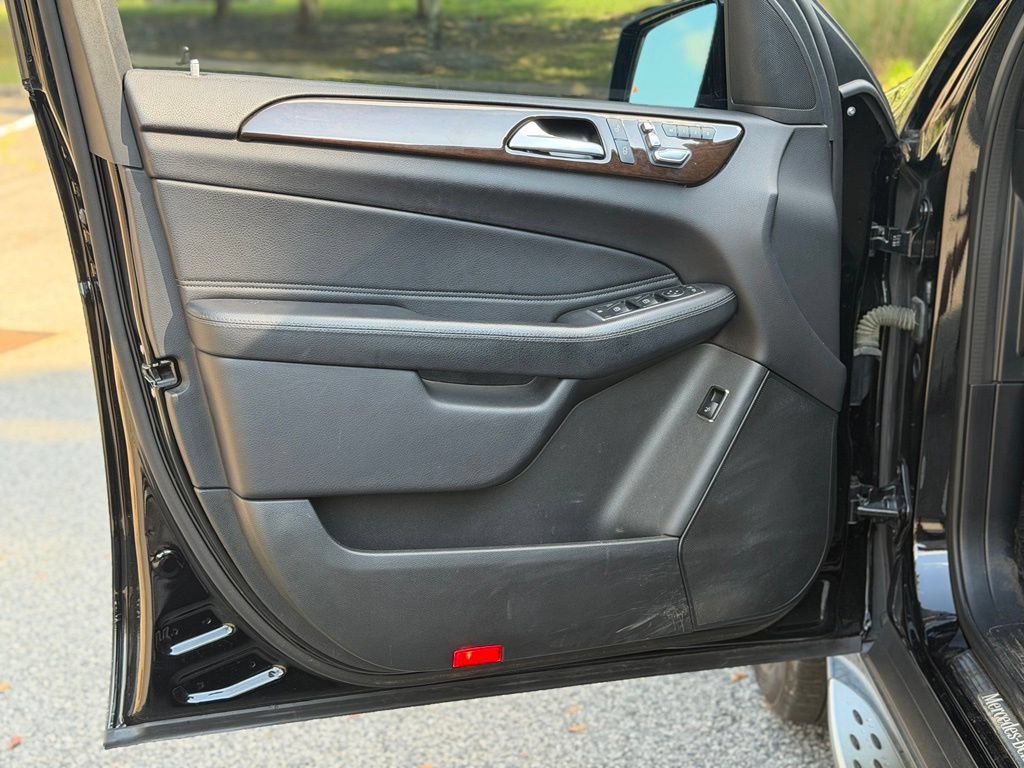 Used 2019 Mercedes-Benz GLS 450 4MATIC image 9
