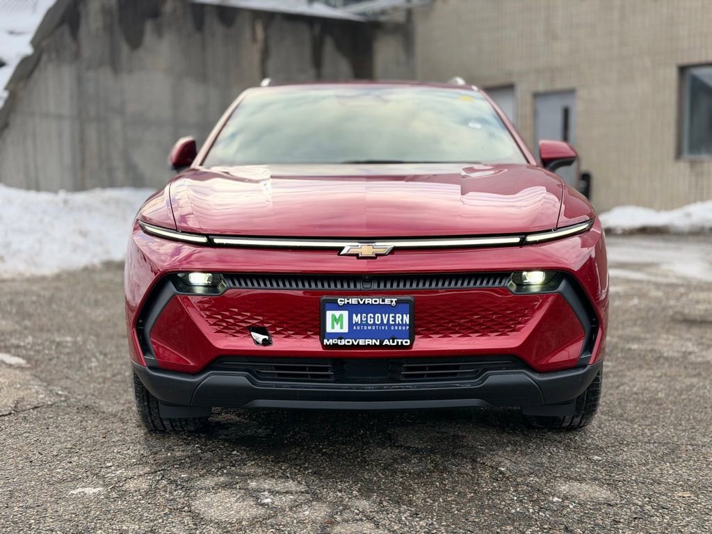 New 2026 Chevrolet Equinox EV LT image 9