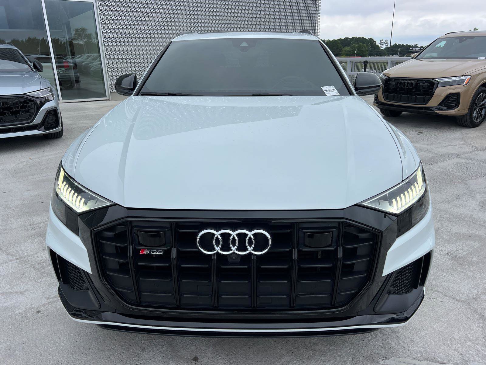 Used 2021 Audi SQ8 Prestige w/ Prestige Package image 2