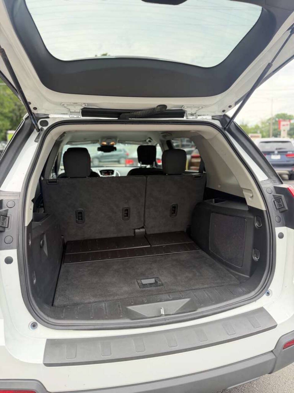 Used 2013 GMC Terrain SLE FWD image 14