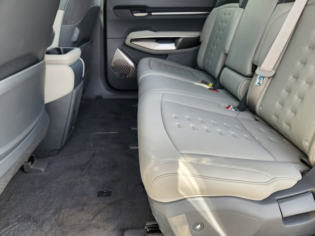 New 2026 Kia EV9 Wind image 9