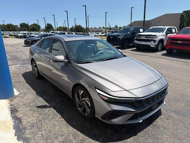 Used 2024 Hyundai Elantra Limited