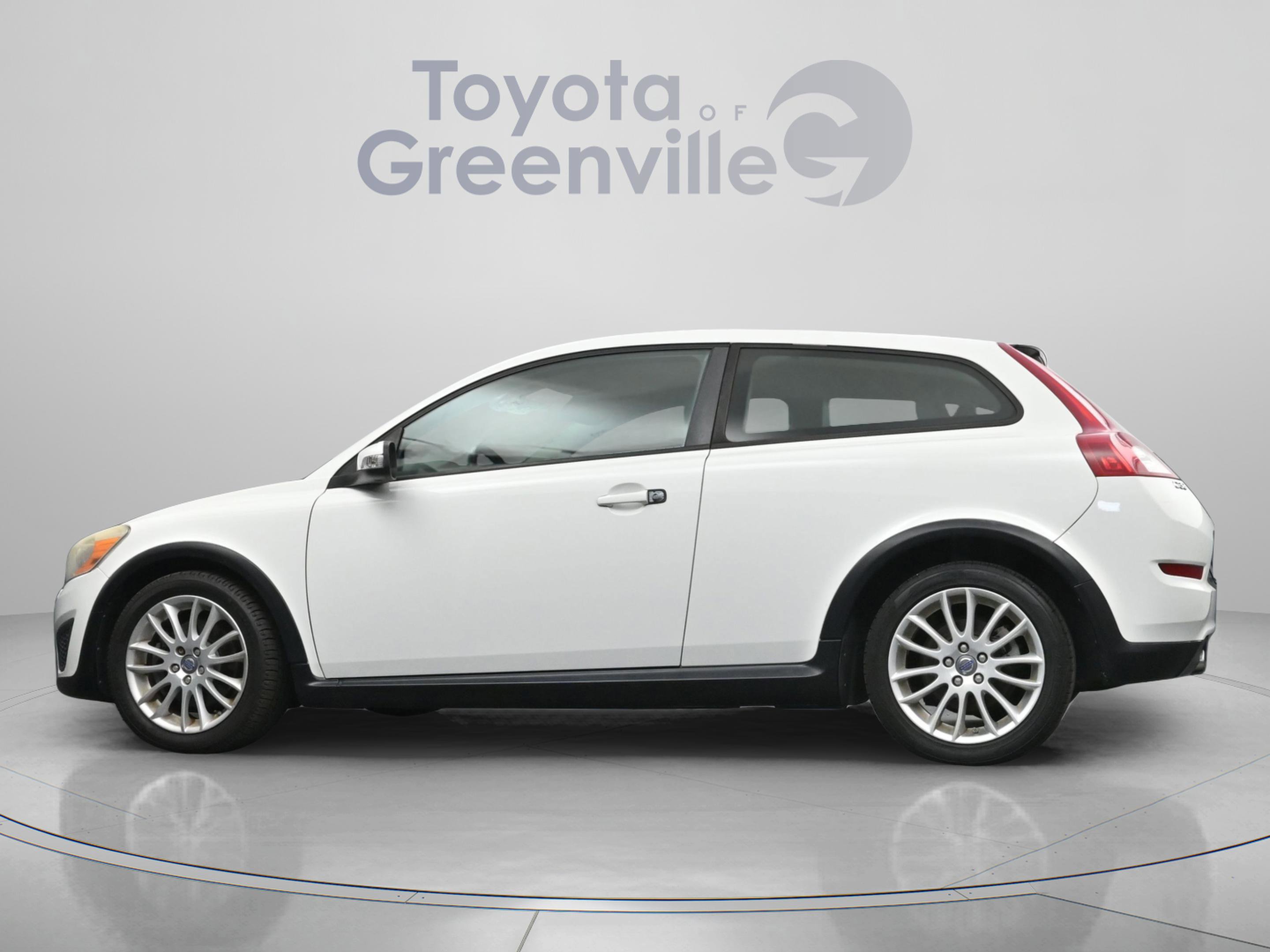 Used 2011 Volvo C30 T5 w/ Climate Pkg image 7