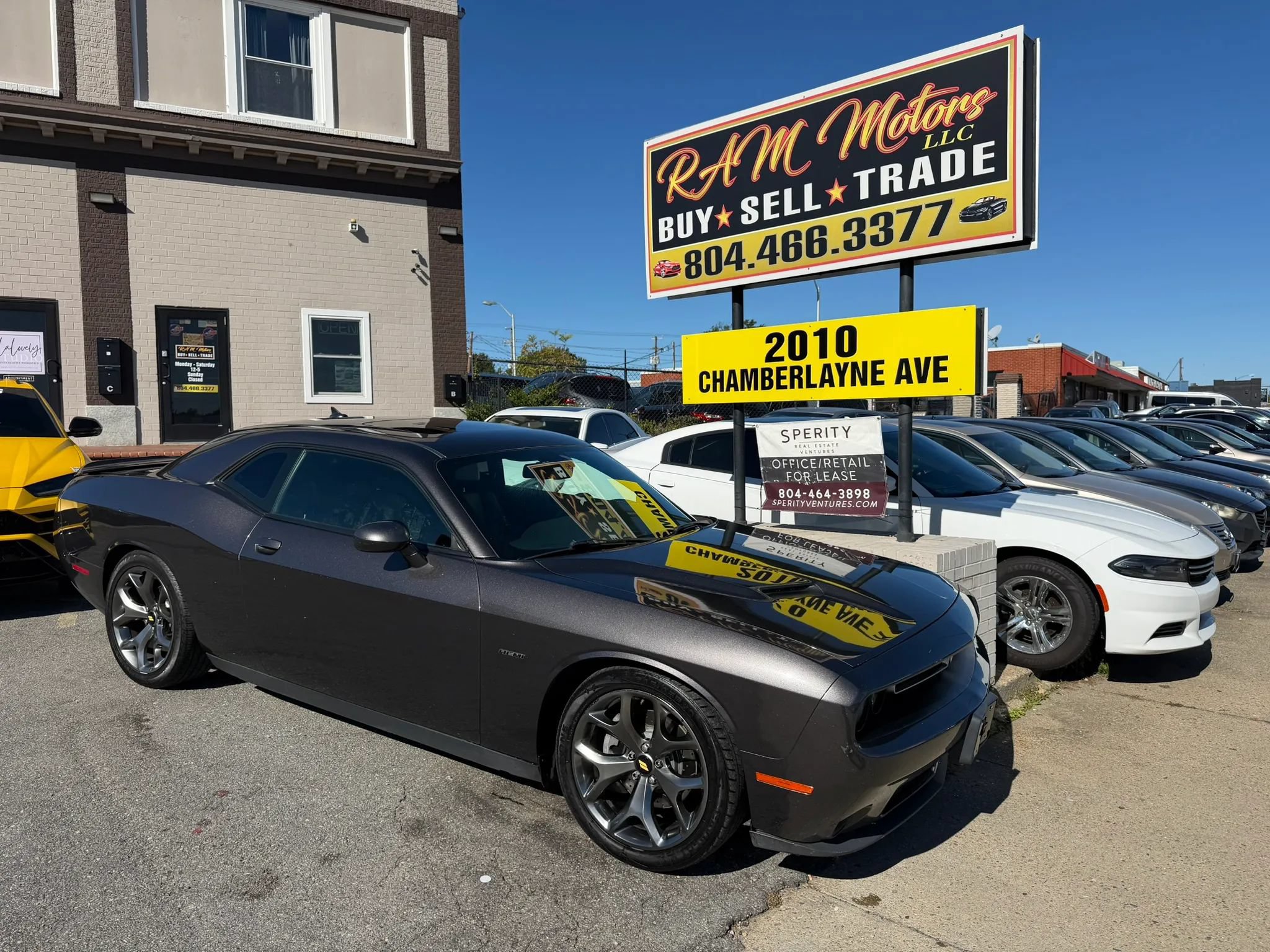 Used 2016 Dodge Challenger R/T Plus RWD image 1