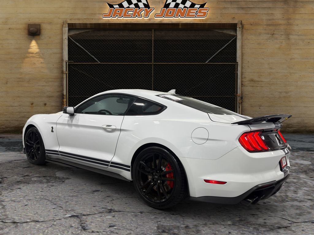 Used 2021 Ford Mustang Shelby GT500 w/ Technology Package RWD image 6