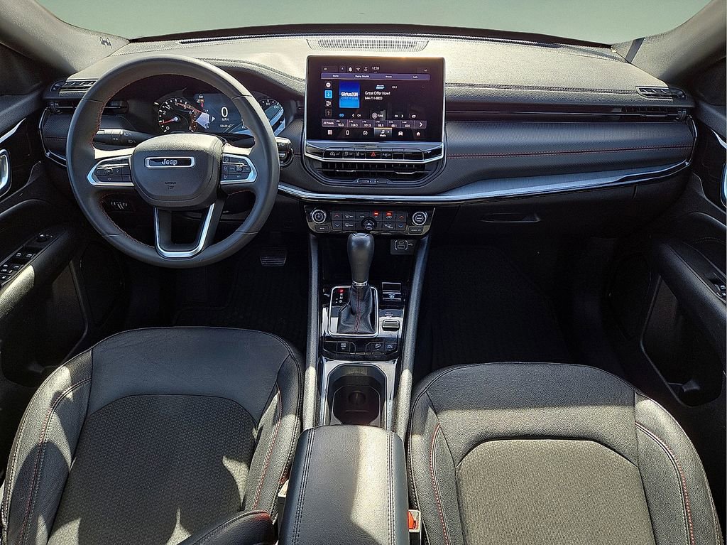 Used 2024 Jeep Compass Trailhawk image 18