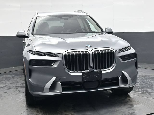Used 2024 BMW X7 xDrive40i AWD/4WD image 10